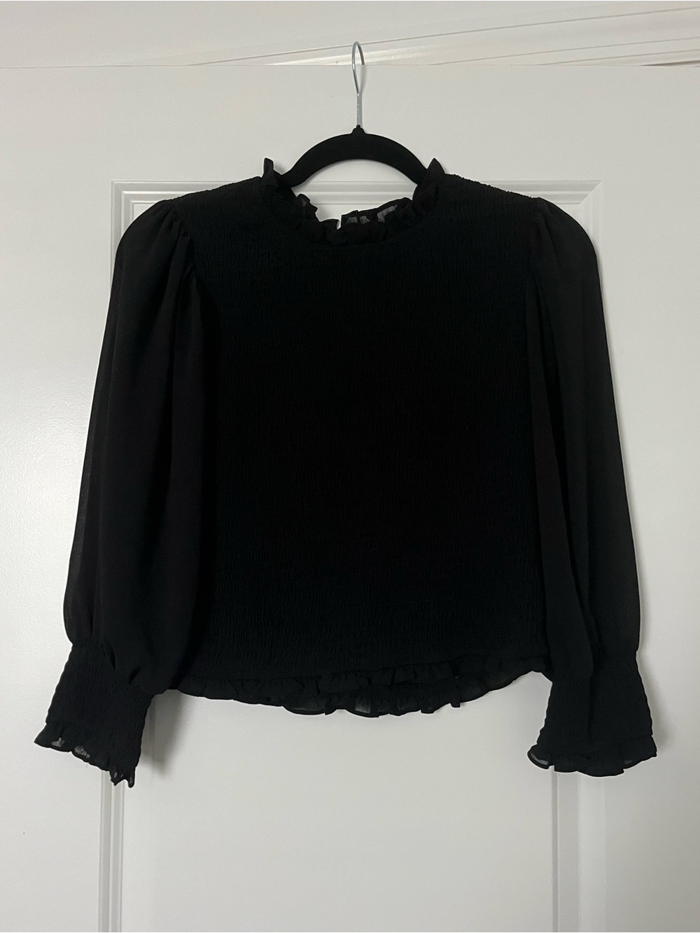 Black elbow length sleeve blouse